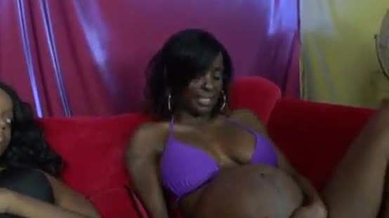 Pregnant lesbian babes licking pussies in foursome