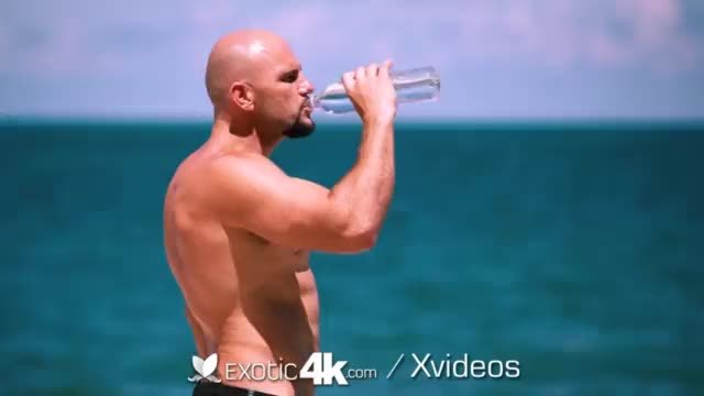 Exotic4k huge breasted victoria vice fucked after walk on the beach