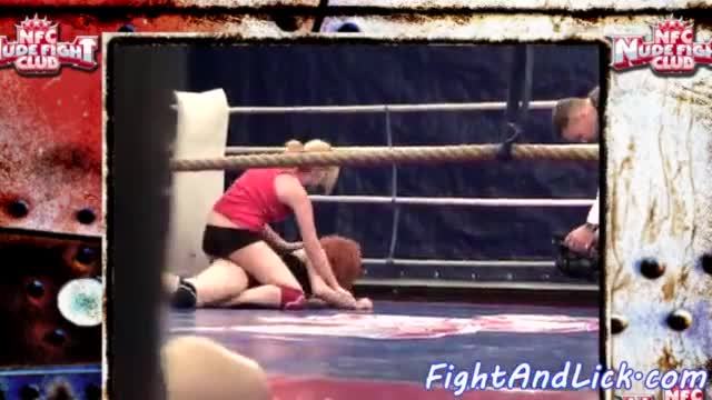 Ginger dyke makes out with wrestling partner