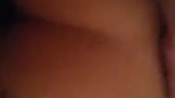 Me corro en su culito