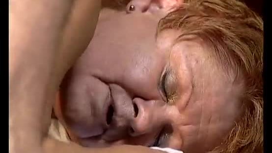 Older babe gets hard fucked