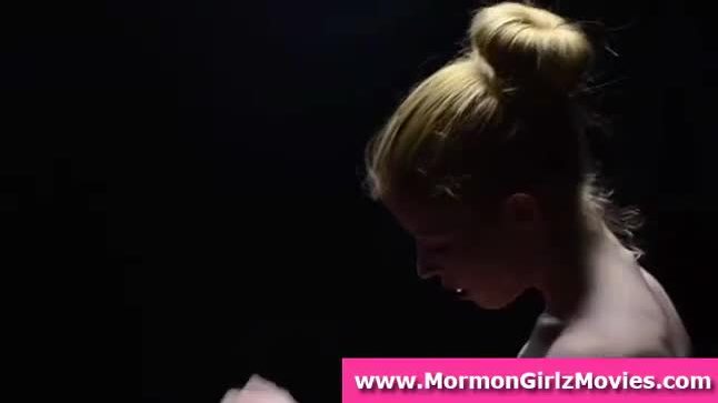 Mormon lesbians licking pussy in shadows for voyeurs